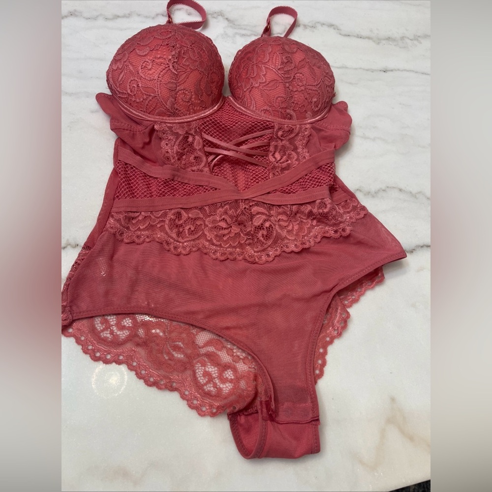 Very Sexy Lingerie Bodysuit Lace Padded Push-up Underwire Size Large